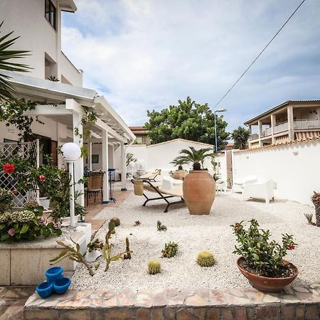 Villa Silvana سان ليون المظهر الخارجي الصورة